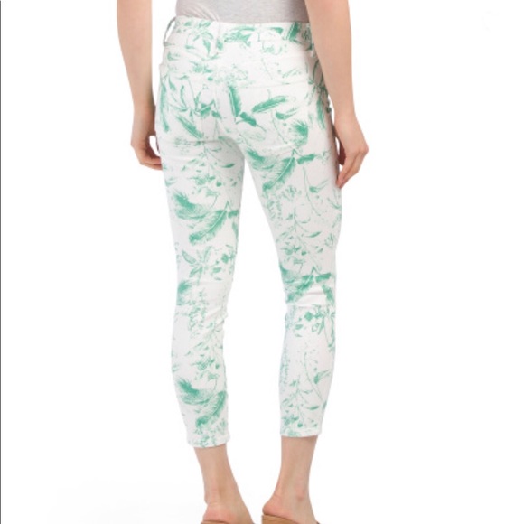 🔥Lucky Brand 🍀 Low rise Lolita Crop - Picture 2 of 13